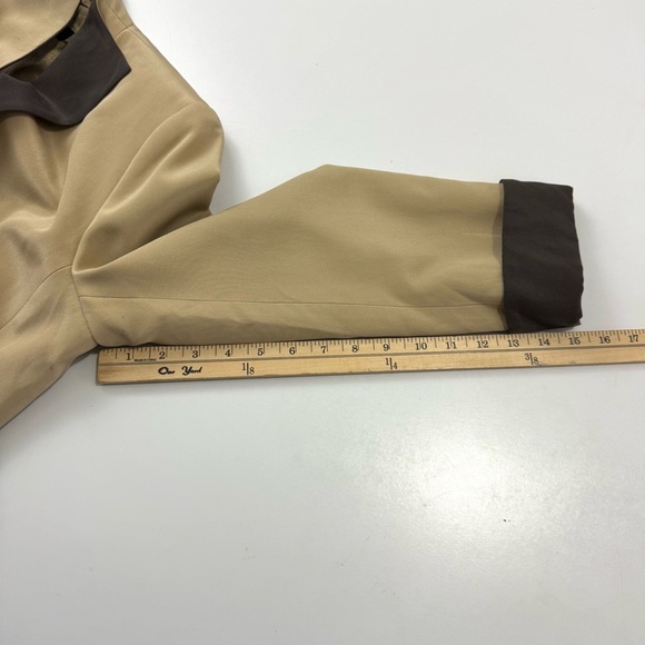 VTG Windsmoor Women’s Sz 6 100% Silk Tan/ Brown Light Weight Jacket Beaded Front - Picture 13 of 14